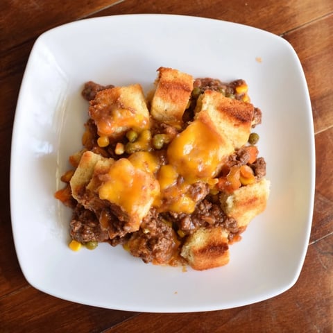 A bubbly 5-Ingredient Sloppy Joe Casserole, cheesy and comforting, ready for dinner tonight.