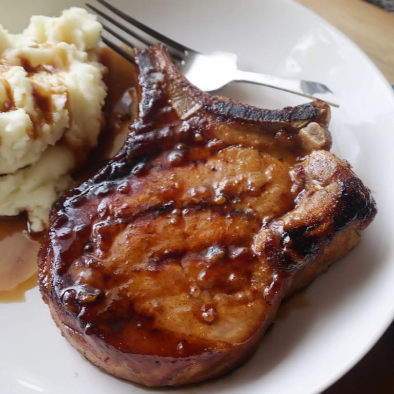Savory honey glazed pork chops recipe: a delicious, easy weeknight family dinner idea.